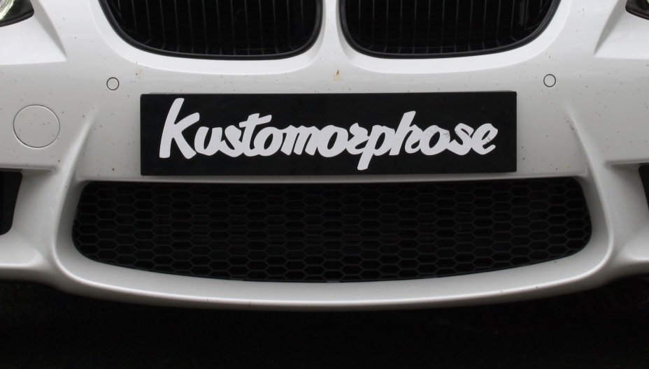 Grille-centrale-pare-choc-avant-BMW-E92-E93-look-M3-kustomorphose