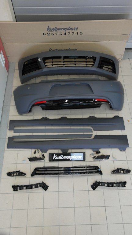 KIT CARROSSERIE R20 POUR VW SCIROCCO - PARECHOC AVANT ARRIERE BAS DE CAISSE  ET FEUX DE JOUR