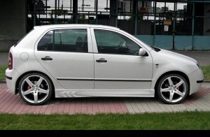 Bas de caisse Skoda Fabia 