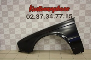 Aile av gauche bmw E30 sans trou de clignotant
