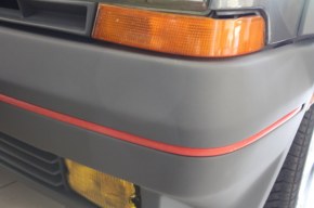 Bandeau rouge pour pare-chocs Renault 5 GT Turbo Phase 1 Avant
