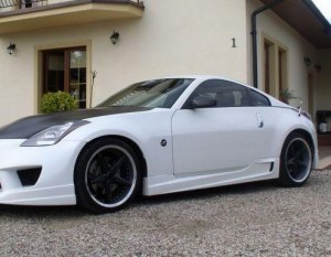 Bas de caisse Nissan 350Z COMPO