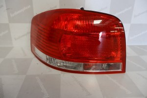 Feu arrière gauche rouge pour Audi A3 8P 2003 à 2008 3 portes
