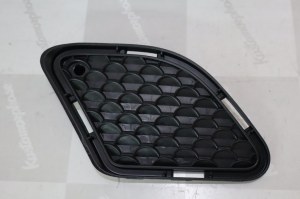 Grille GAUCHE pour Pare-choc avant mercedes w204 C63 AMG 2007-2011