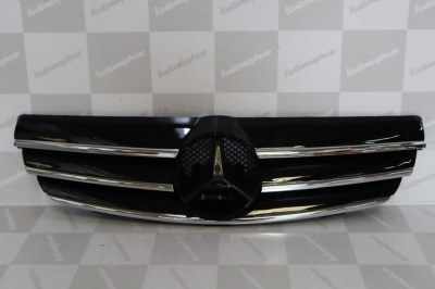 Calandre noir brillant et chrome pour Mercedes CLK W209