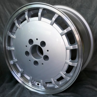 Pack 4 jantes 16 pouce grise/bord poli look Mercedes 190 W201 EVO 1