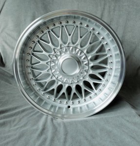 JANTE Type BBS STYLE RC90 POUR BMW - 8.5X17" - ET35 - 5x120