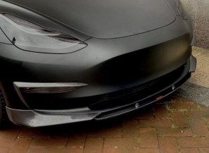 Lame avant carbone CMST Tesla Model 3