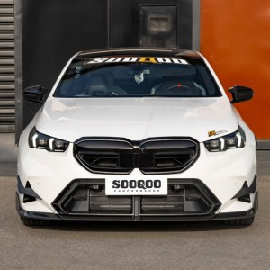 Lame avant en fibre de carbone SOOQOO V2 – compatible avec la BMW M5 (G90G99)