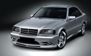 PAIRE DE BAS DE CAISSE MERCEDES CLASSE C W202 style